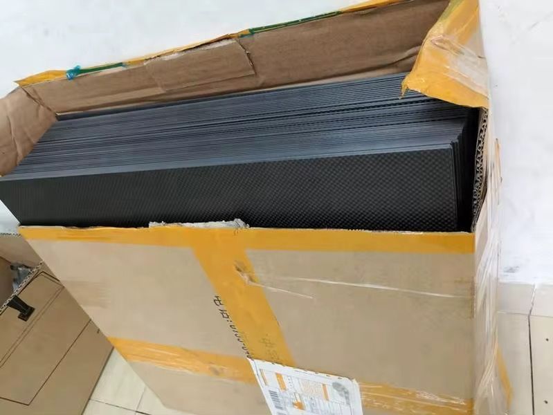Плита карбонова 10 мм 600х500 мм, 3K Twill CF106050 фото